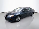 Used 2017 Toyota Camry SE image 3