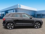 New 2024 Volkswagen Taos SE image 4