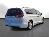 Used 2017 Chrysler Pacifica Touring-L image 2