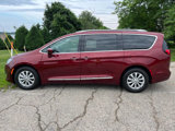 Used 2019 Chrysler Pacifica Touring-L image 2