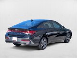 Used 2025 Hyundai Elantra Sport image 5