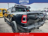 Used 2022 RAM 1500 4x4 Crew Cab image 4