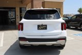 Used 2024 Kia Sorento S image 6