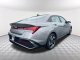 Certified 2024 Hyundai Elantra SEL w/ Convenience Package image 5
