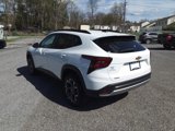 Used 2024 Chevrolet Trax LT image 3