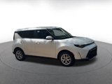 Used 2024 Kia Soul LX w/ Option Group 015 image 2
