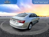 Used 2019 Chevrolet Malibu LT w/ Driver Confidence Package image 3