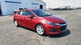 Used 2019 Chevrolet Cruze LT image 2