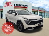 Used 2024 Kia Sportage LX image 1