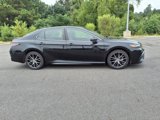 Used 2023 Toyota Camry SE image 2
