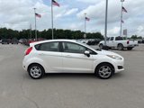 Used 2016 Ford Fiesta SE image 4