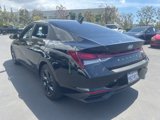 Certified 2022 Hyundai Elantra SEL w/ Convenience Package image 4