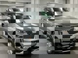 New 2025 Cadillac XT6 Luxury image 2