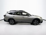 Used 2020 Subaru Outback Limited image 4