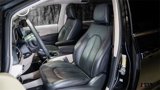 Used 2022 Chrysler Pacifica Touring-L image 2