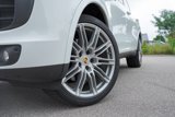 Used 2018 Porsche Cayenne Platinum Edition w/ Premium Package image 5