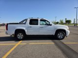 Used 2011 Chevrolet Avalanche LT image 2