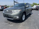 Used 2013 Toyota Highlander Plus image 2