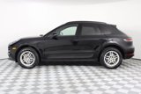 Certified 2021 Porsche Macan image 2
