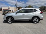 Used 2020 Nissan Rogue SV image 4