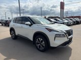 Used 2021 Nissan Rogue SV image 2