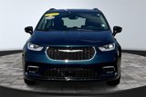 Used 2022 Chrysler Pacifica Touring-L image 3
