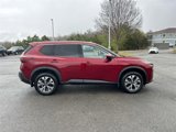 Used 2021 Nissan Rogue SV image 3