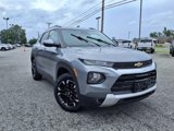 Used 2023 Chevrolet TrailBlazer LT w/ Convenience Package image 2