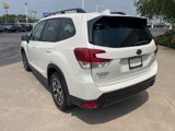 Used 2020 Subaru Forester Premium image 3