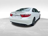 Used 2016 Toyota Camry SE image 5