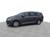 Used 2019 Chrysler Pacifica Touring-L image 4
