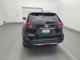 Used 2017 Nissan Rogue SL image 6