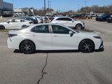 Used 2022 Toyota Camry SE image 2