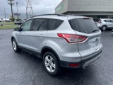 Used 2016 Ford Escape SE w/ Equipment Group 201A image 3