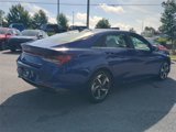 Certified 2023 Hyundai Elantra Limited w/ Preferred Accessory Package image 5