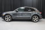 Certified 2024 Porsche Macan image 2