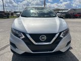 Used 2020 Nissan Rogue Sport S image 2