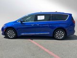 Used 2020 Chrysler Pacifica Touring-L w/ Premium Audio Group image 6