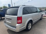 Used 2009 Chrysler Town & Country Touring image 3