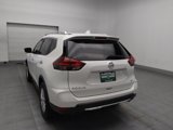Used 2018 Nissan Rogue SV image 5