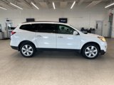 Used 2016 Chevrolet Traverse LT w/ Style and Technology Package image 2