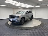 Used 2017 Jeep Grand Cherokee Limited image 3