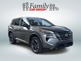 Used 2024 Nissan Rogue SV image 2