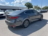 Used 2017 Kia Cadenza Premium w/ Luxury Package image 5