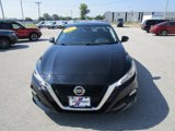 Used 2021 Nissan Altima 2.5 SV image 2
