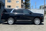 Used 2022 Cadillac Escalade Luxury image 3