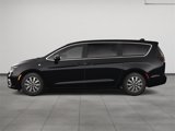 New 2025 Chrysler Pacifica Select image 3