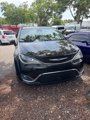 Used 2017 Chrysler Pacifica Limited w/ Advanced Safetytec Group image 5