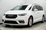 Used 2022 Chrysler Pacifica Touring-L image 6