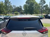 Used 2021 Nissan Rogue SV image 3